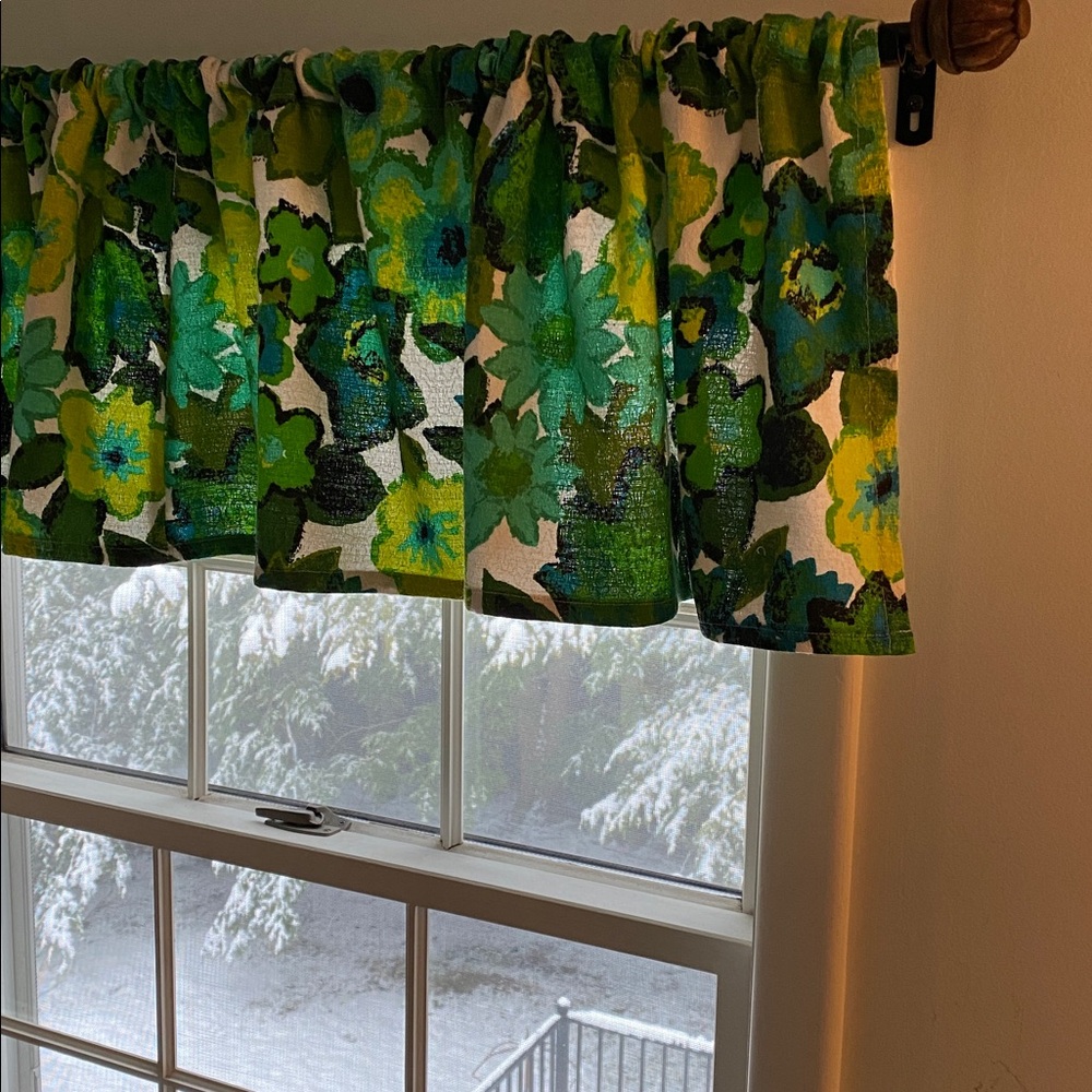 VTG Floral Textured Cotton Fabric Valance - Picture 2 of 7